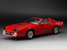 1985 Chevrolet Camaro Iroc Z In 118 Scale In Red With Gold Wheels By Sun Star