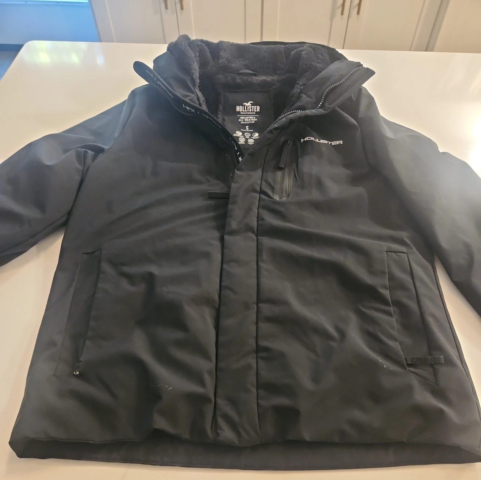 HOLLISTER FAUX FUR LINED ALL WEATHER JACKET BLACK UNISEX SMALL MINT