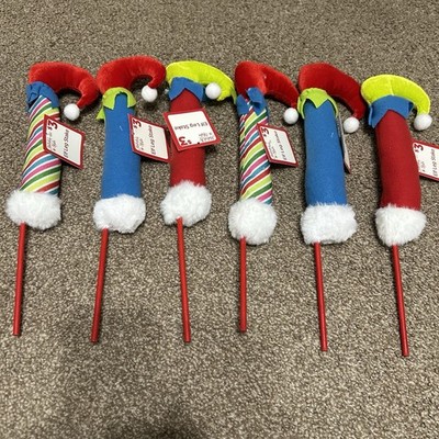 Set of 6 Elf Foot Decorations Christmas Tree Pics Solid Striped Red Green NEW