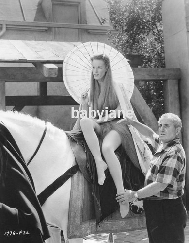 048 MAUREEN O'HARA SEXY ON HORSEBACK NUDE W/ LONG HAIR AS LADY GODIVA