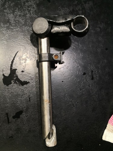 Potence VTT IVMONO 90mm, 25.4mm, Angle ±7° - Alliage, Noire/argent, Pour Guidon Ahead 1 1/8"