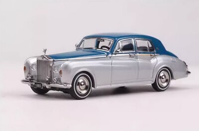 GFCC 1/64 Rolls-Royce Silver Cloud III Silver/Blue Diecast Car