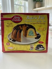 Betty Crocker Bake 'n Fill Bundform Bake Set - New In Original Box 4pc Kit VTG