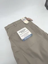 NWT Dockers Signature Relaxed Fit Khakis Pants Mens Sz 40x29