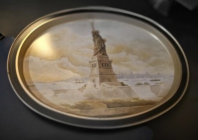 Statue of Liberty Oval Tin Tray 14.5 X 11.5 Sunshine Biscuit Container Tray Lid