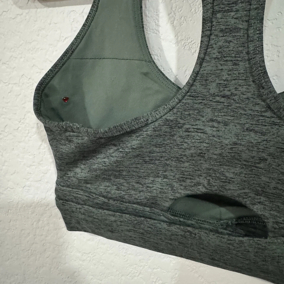 Lote de tres sujetadores deportivos Lorna Jane paquete de malla frontal talla pequeña negro azul verde Foto 3 de 4