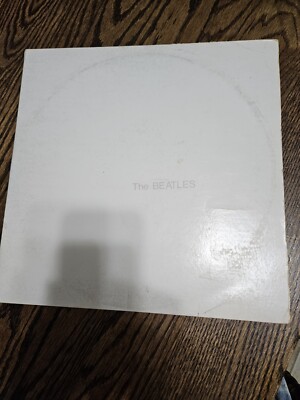 The Beatles (White Album) Original 1968 w/Poster & 4 glossy prints Missing 1 Rec