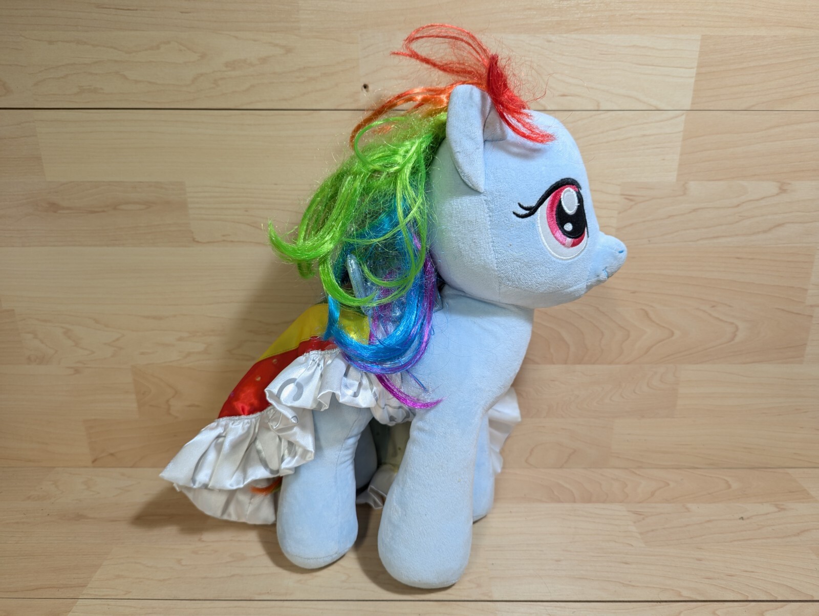 Peluche blu Build A Bear My Little Pony Trixie con abito mantello arcobaleno orgoglio