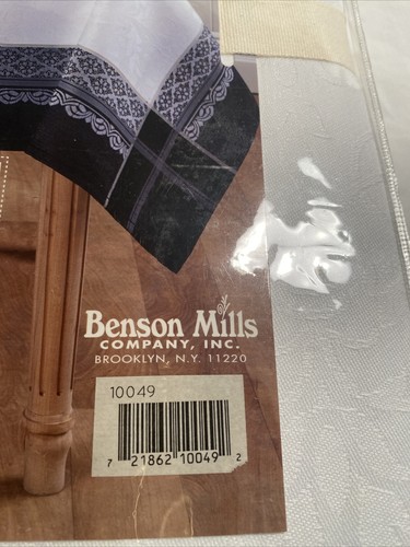 9-teiliges SET BENSON MILLS TISCHDECKE & 8 Servietten 60 x 104 Zoll WEISS schwarz Musterrand - Bild 7 von 9