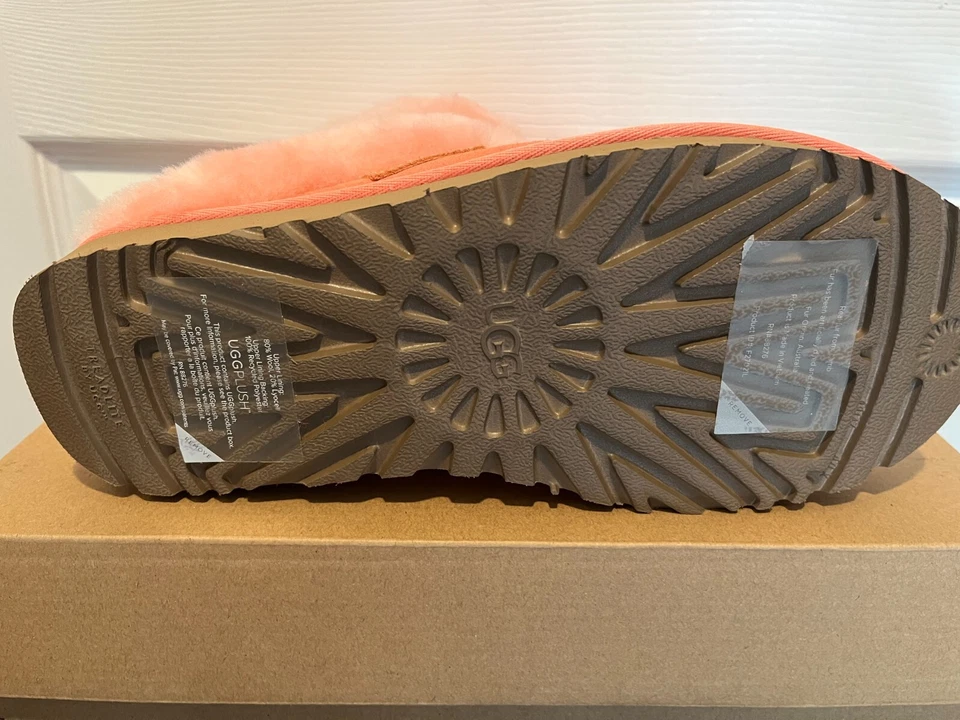 NIB AUTHENTIC UGG CLUGGETTE PEACH SHEEPSKIN SUEDE WOMEN'S SLIPPERS SIZE US 7 - Image 4 of 4