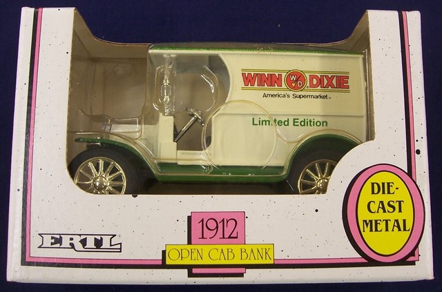 ERTL 1912 Open Cab Bank 7550 10EO 1 25 Scale Winn Dixie EBay