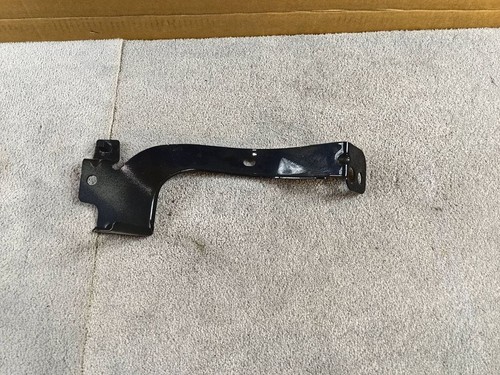 Volkswagen Arteon 2023 Halterung Kotflügel 3G8804593 NOV3631