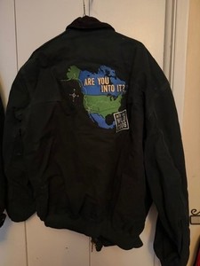 movie memorabilia film crew jacket INTO THE WILD. Size XL. NEW never worn