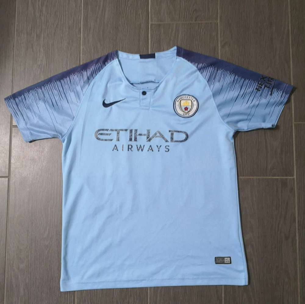Manchester City Trikot Größe: S 2018/19 Fußball Streatwear Fans Mode Nike