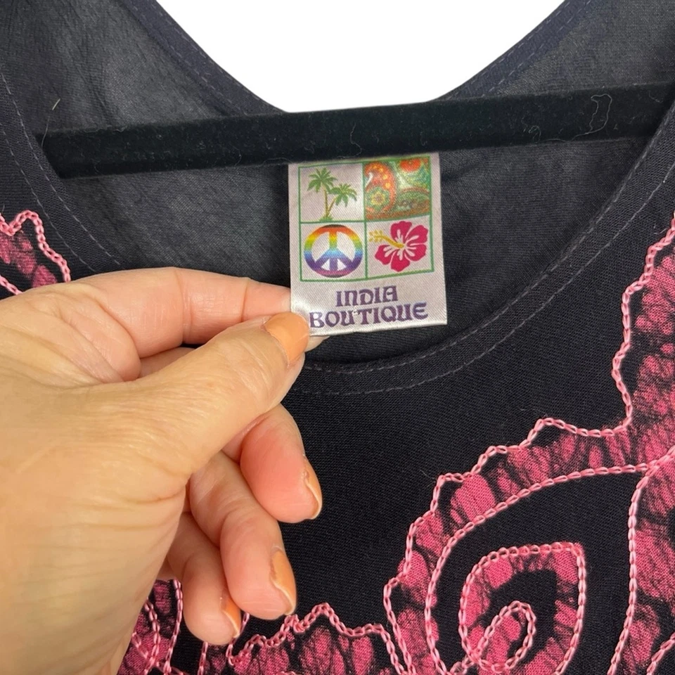 印度 BOUTIQUE 女式无袖黑色粉红色刺绣领带染料迷笛连衣裙 OS — 第 3/4 张图片