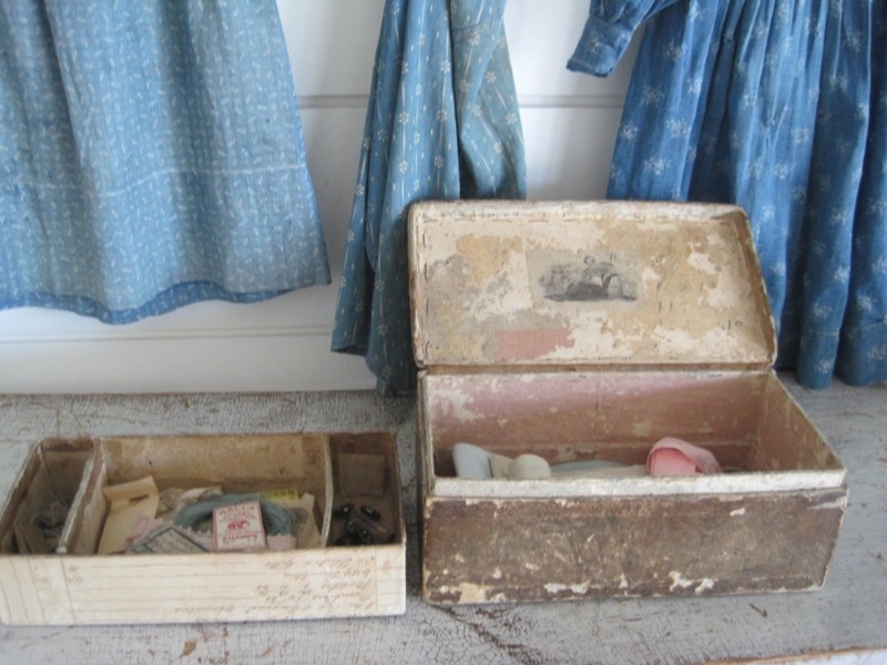 19th Century Hand Sewn Wallpaper Covered Sewing Notions Box Pull Out Divider