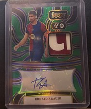 Panini Select Prizm Auto Patch (3/5) Ronald Araújo FC Barcelona 2024-25