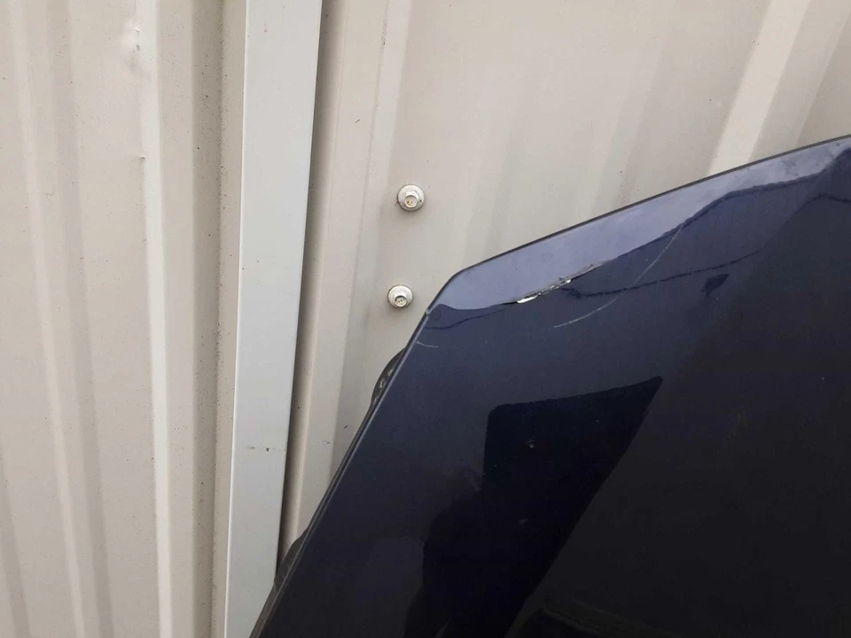 (LOCAL PICKUP ONLY) Hood Without Sport Package Fits 06-10 BMW 650i 2963232 - Image 3 of 4