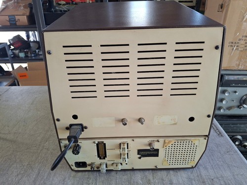 Hal DS-3100 ASR Teletyp Komunikacja RTTY/CW Terminal Klawiatura Szynka Radio - Zdjęcie 12 z 17