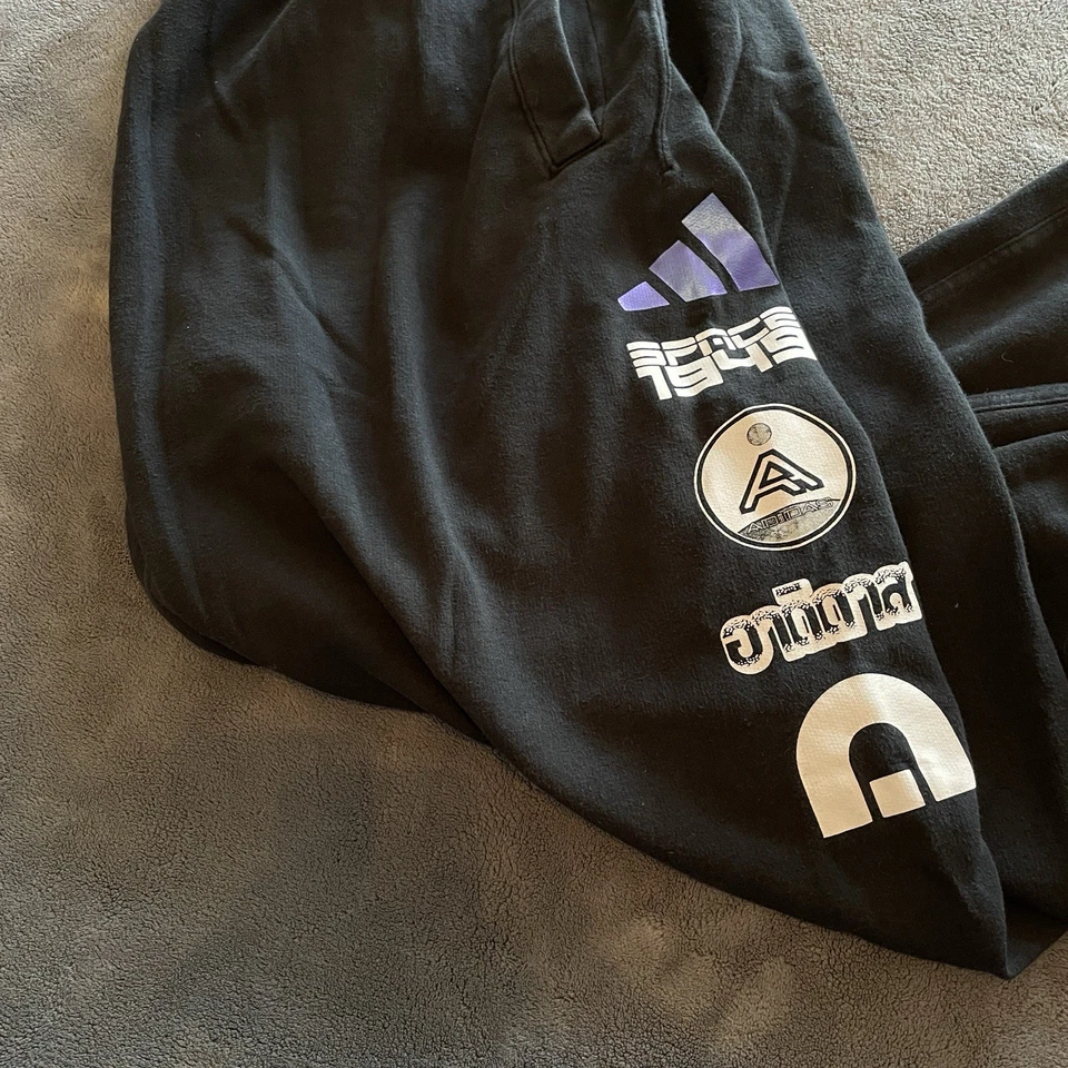 Adidas Black Sweatpants Mens 2XL 3 Stripes Joggers Streetwear Logo Hip Hop 36x30 - Image 2 of 4