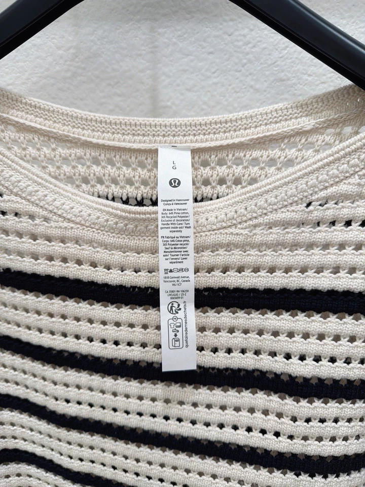 Pulôver de crochê de algodão Lululemon tamanho L LTIV/BLK - Imagem 2 de 4