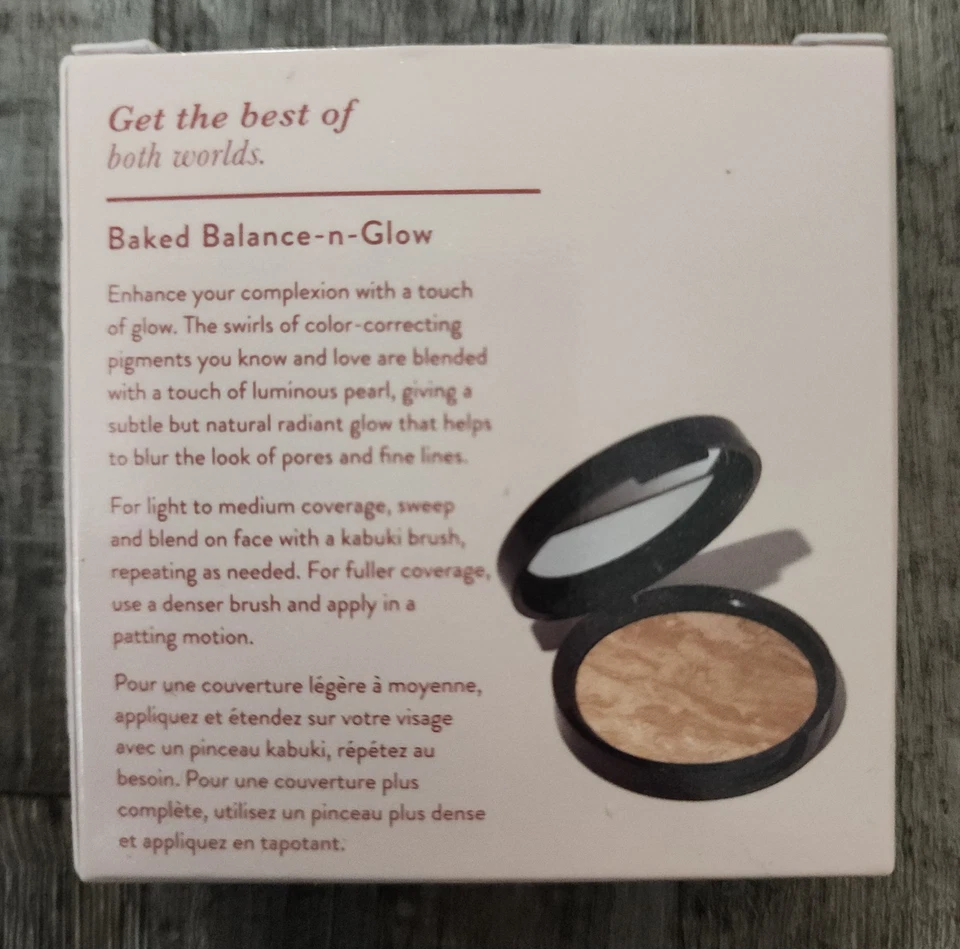 Laura Geller Baked Balance-N-Glow Illuminating Foundation GOLDEN MEDIUM 0.28 oz - Image 2 of 4