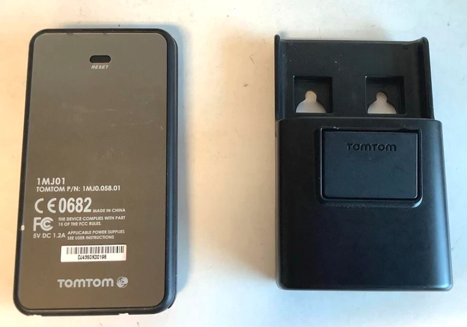 Sony XNV-660BT 6.1-Inch TouchScreen AV Navigation System Navigation by TomTom - Image 4 of 4