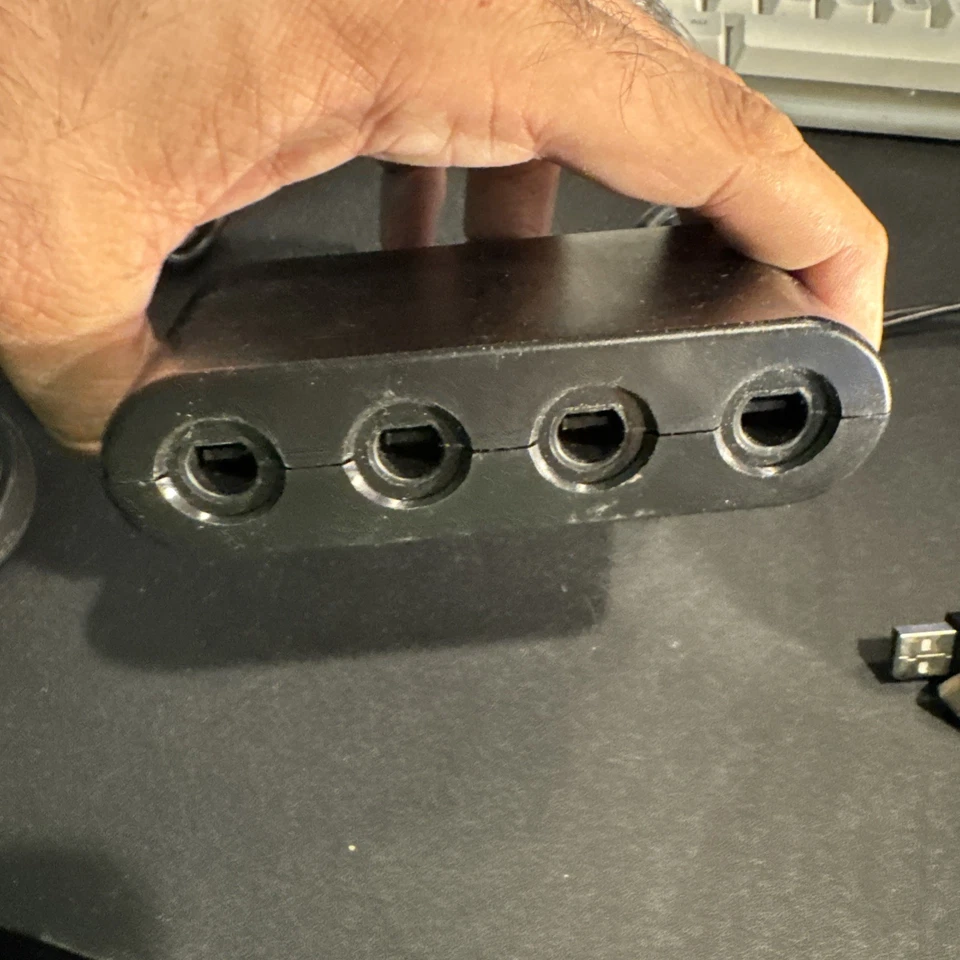 GameCube Controller Adapter Converter for Wii U Super Smash Bros - Image 2 of 4
