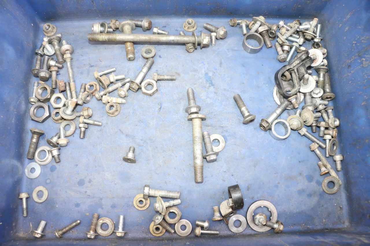 SCREWS BAG - YAMAHA YZ-F YZF 250 (2014 - 2018)
