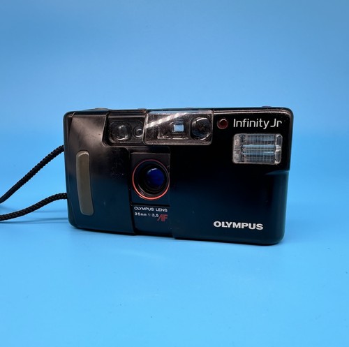 Olympus Infinity Jr analoge Kompaktkamera 35 mm, schwarz - getestet