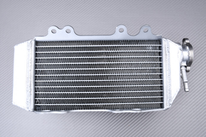 Radiateur droit racing renforcé AVDB pour Kawasaki KXF 250 de 2008 à 2011