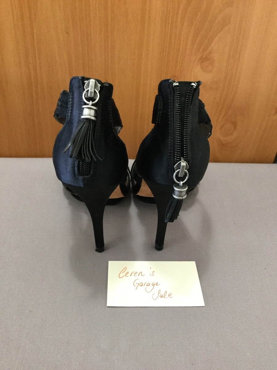 BCBG MAXAZRIA 黒 スエードハイヒール BCBG MAXAZRIA 黒 スエードハイヒール
