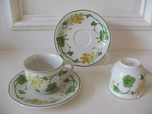 Villeroy & Boch Geranium 2 Cup & Saucer Sets Campagna Shape 1748 Germany EUC - Picture 3 of 6