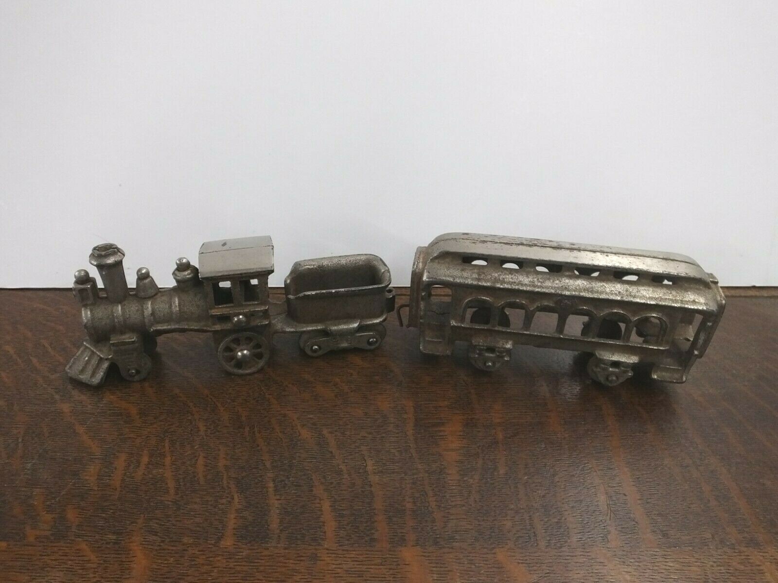 hubley cast iron train