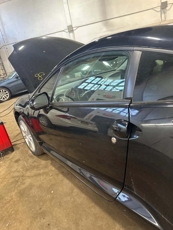 Used Front Left Door Assembly Front fits: 2007 Mitsubishi Eclipse Coupe Front Le - Изображение 2 из 4