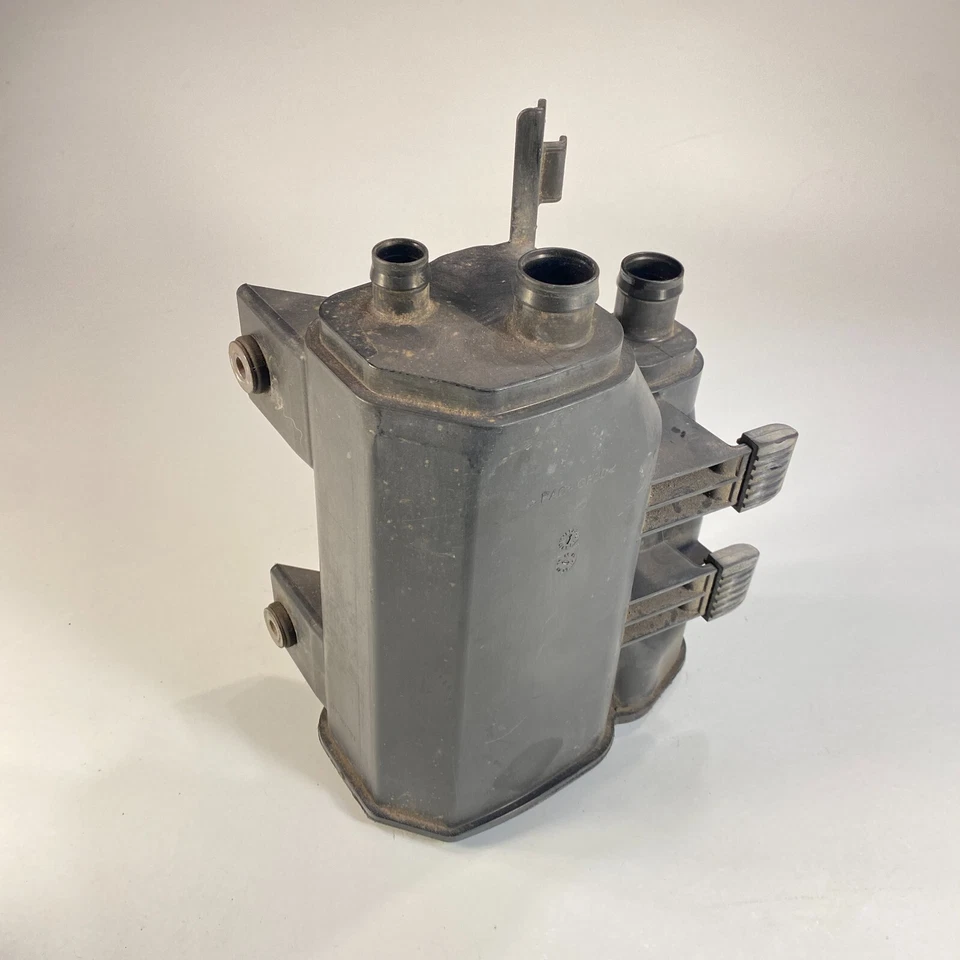 BMW 530i 528xi 545i 535i 550i 528i 2004-2010 bote de vapor de combustible 7162365 Foto 2 de 4