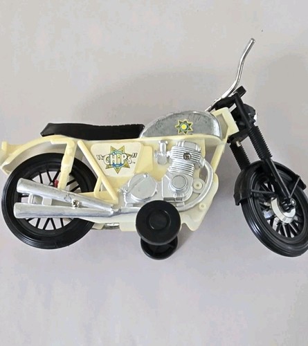RARE Vintage 1980 Ideal Toy Co Chips Free Wheeling Motorcycle - Picture 5 of 9