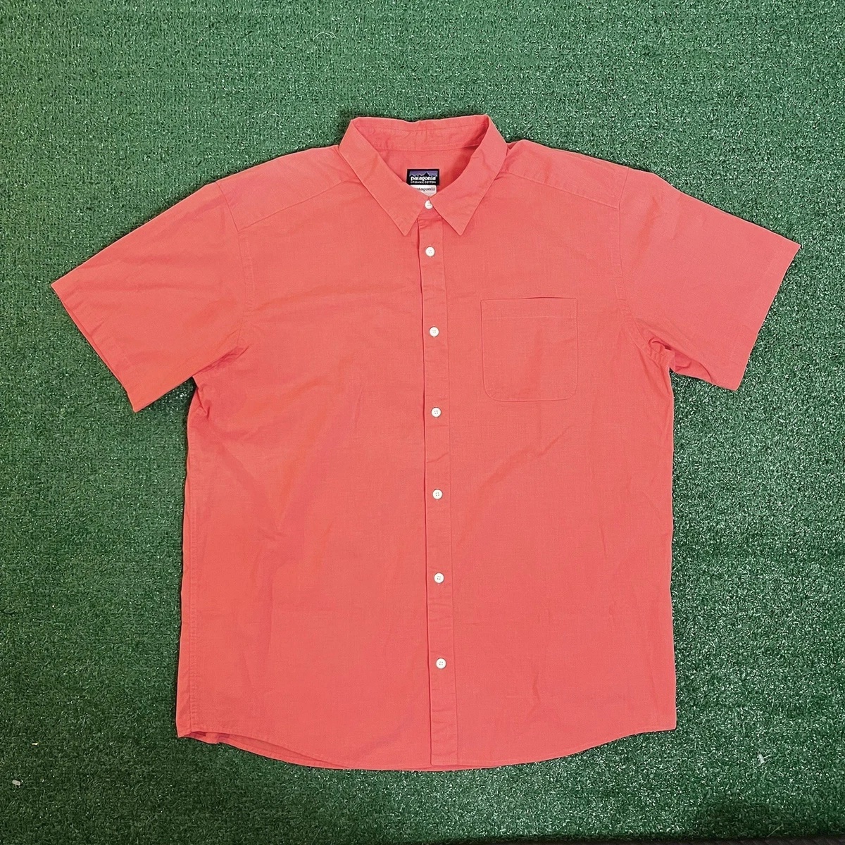 Patagonia Polyester Short Sleeve Solid Casual Button-Down Shirts