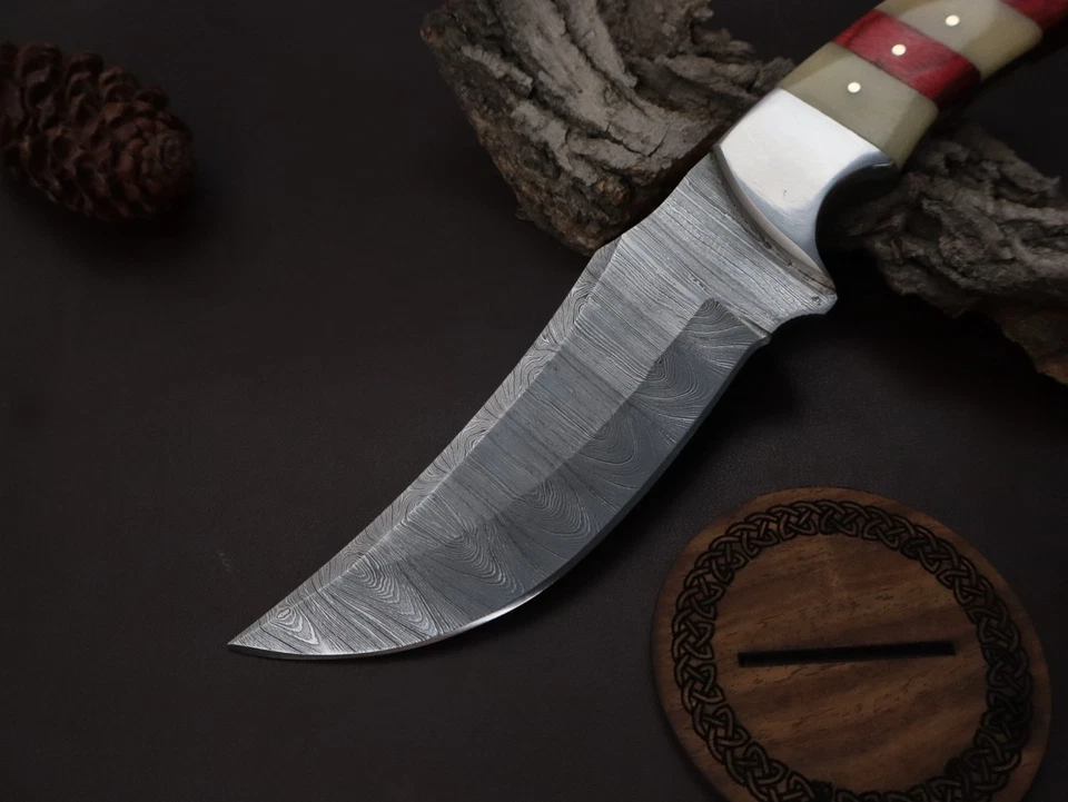 10" HANDMADE DAMASCUS STEEL SKINNER WITH BONE HANDLE  W/SHEATH SK-28 - Image 4 of 4