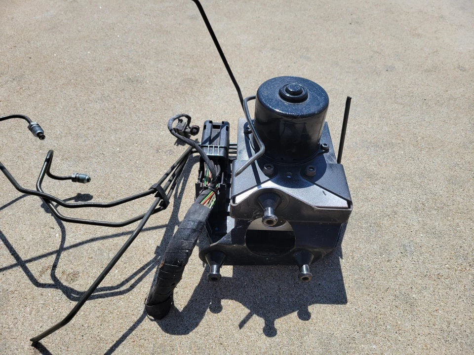 01-04 Mercedes Slk320 Slk230 Slk32 R170 Abs Anti Lock Brake Actuator Pump Oem - Image 4 of 4