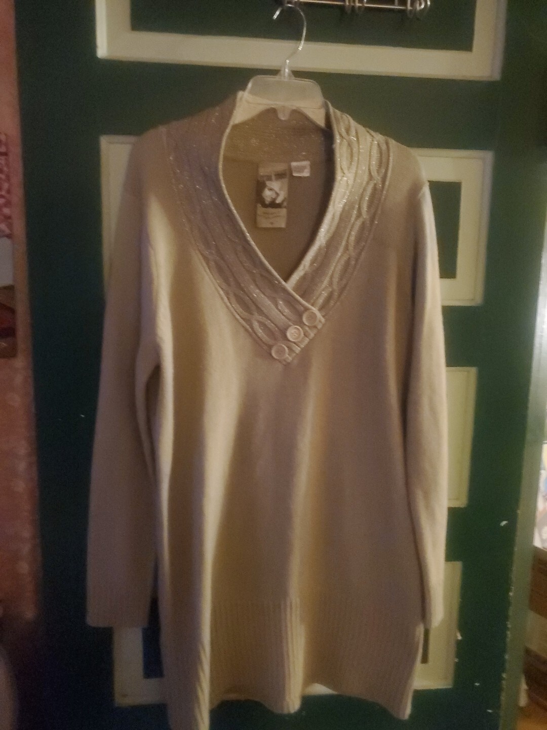 Picture 1 of 3