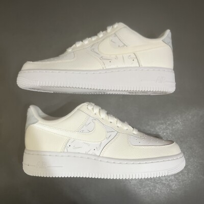 Sz 8- NIKE WMNS AIR FORCE 1 '07 'MINI CHECKS' WHITE PLATINUM