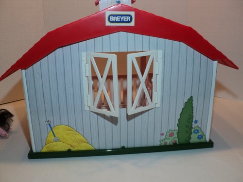 BREYER Classics Barn # 720650 - Picture 5 of 12