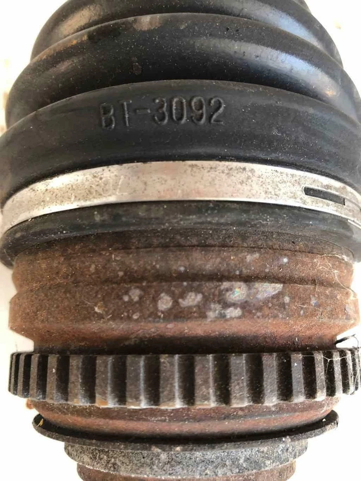 Eje delantero CV Saturn S Series 1997-2002 conductor izquierdo derecho usado Foto 4 de 4