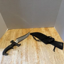 Hibben Knives Gil Hibben Raven UC700 Fantasy Fighter Knife w/sheath