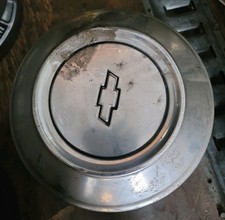Vintage Oem Chevy Dog Dish Hubcap 1968-1970 Camaro Nova Chevelle Poverty Cap Vintage Oem Chevy Dog Dish Hubcap 1968-1970 Camaro Nova Chevelle Poverty Cap