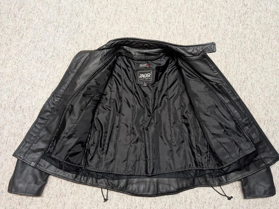 Винтажная мотоциклетная куртка 1990-х ВЕНТИЛИРУЕМАЯ гоночная L черная кожа RAIDER cafe racer - Изображение 3 из 4
