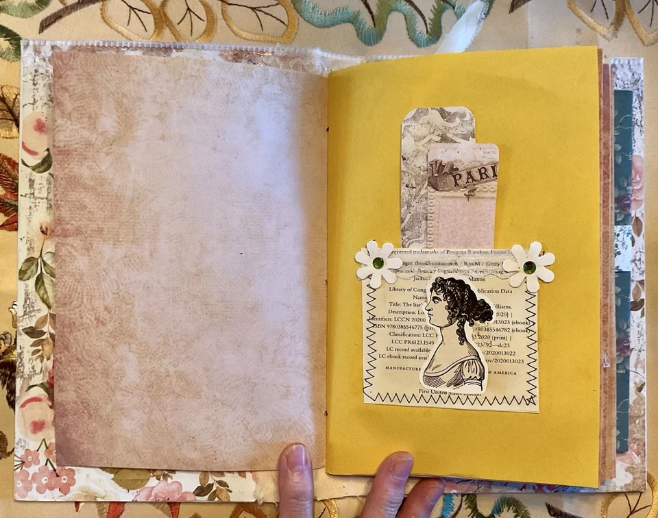 Handmade Junk Journal - Image 4 of 4