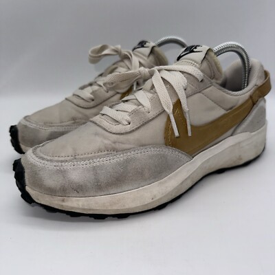 Nike Waffle Debut FD0555-100 Light Orewood Brown Metallic Gold Women s Size 8.5