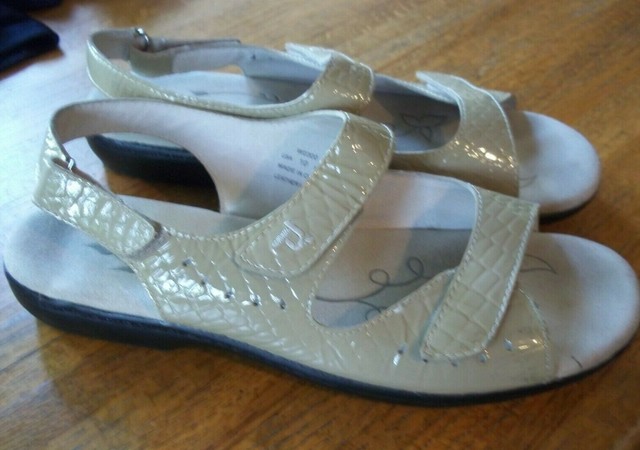 propet walking sandals